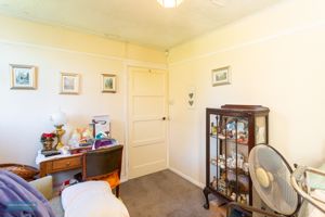 Bedroom- click for photo gallery